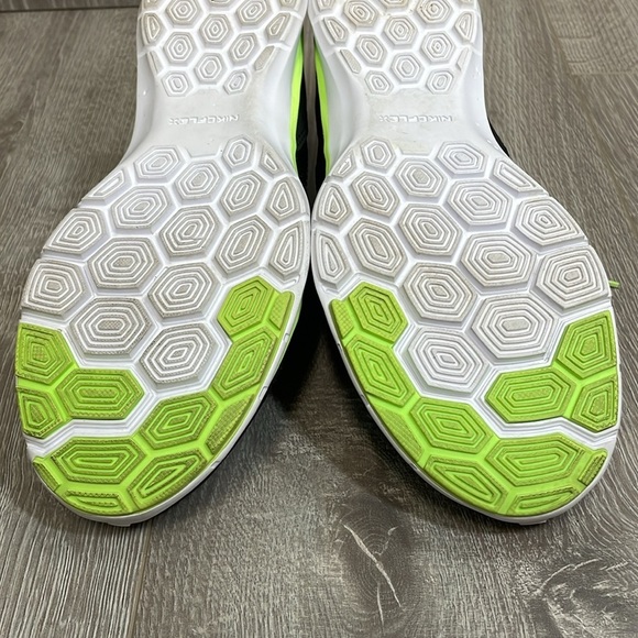 Nike Flex TR 5 Training Athletic Shoe Sneaker 724858-016 Size 7.5 - Picture 12 of 16